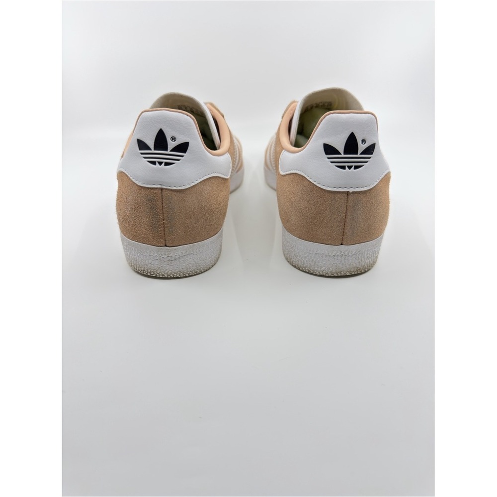 Adidas Gazelle Sneakers Womens 7.5 Tan  Suede Low Top Lace Up - Picture 3 of 11
